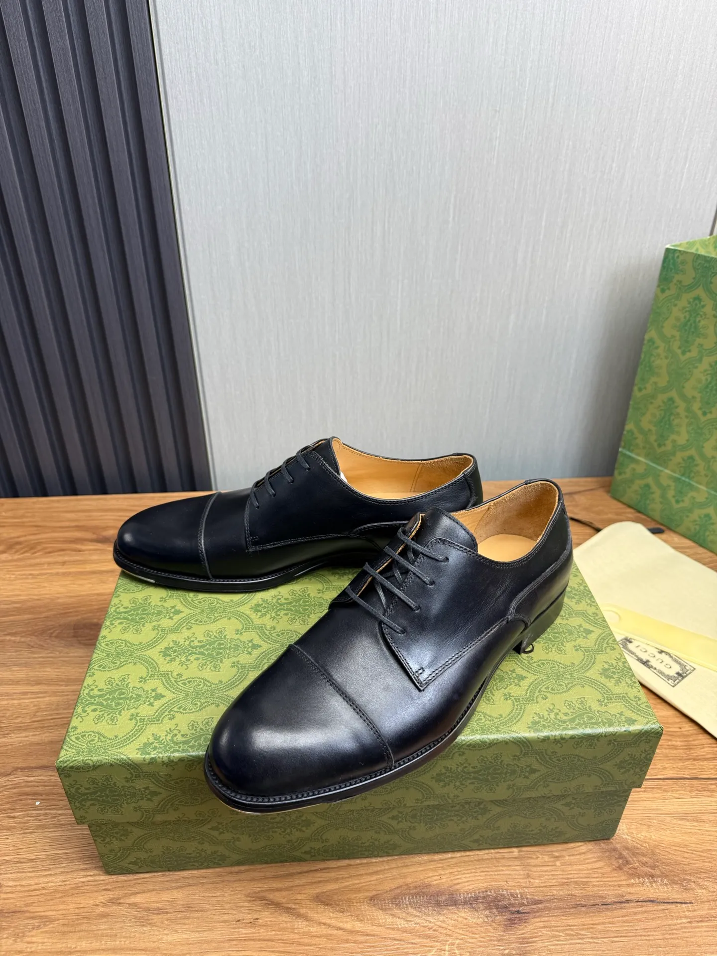 Men's shoes 💰680💰 GUCCI Gucci. Men's business casual leather shoes, all made of imported original brand leather, just to create a more comfortable wearing experience. Upper: original cowhide + imported cowhide lining, original non-slip and wear-resistant outsole ✔️36-45 (38.45 non-refundable)